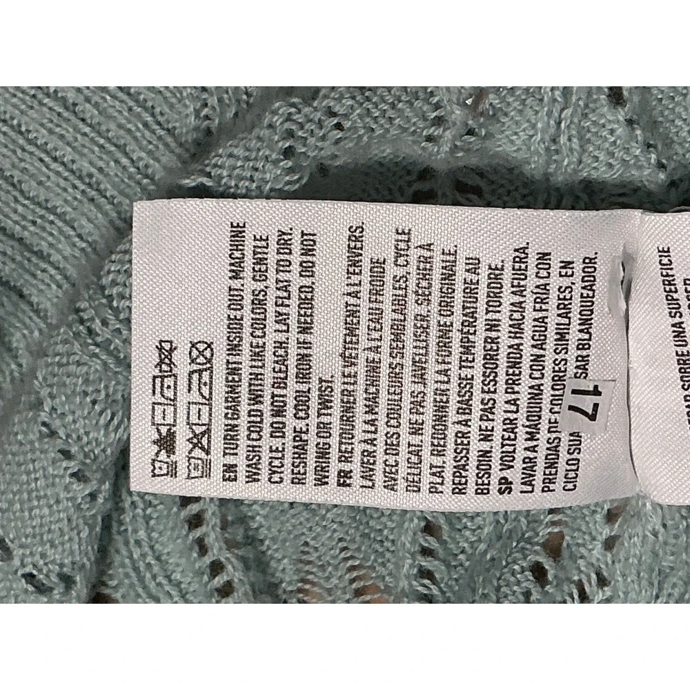 American Eagle Button Front Tank Top Size Medium Blue Knit Ruffle Hem - Picture 12 of 14